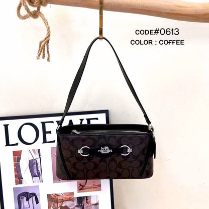 Coach sʜᴏᴜʟᴅᴇʀ ʙᴀɢ
ᴄʀᴏss ʙᴀɢ 
ᴡɪᴛʜ ʟᴏɴɢ ᴀɴᴅ sᴍᴀʟʟ sᴛʀᴀᴘ
sɪᴢᴇ : 28 cm

65 dhs🇦🇪

Zain31
♥️♥️♥️