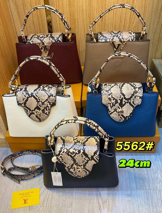 LV 

with box
🎁🎁🎁

110 dhs🇦🇪

Zain107
♥️♥️♥️