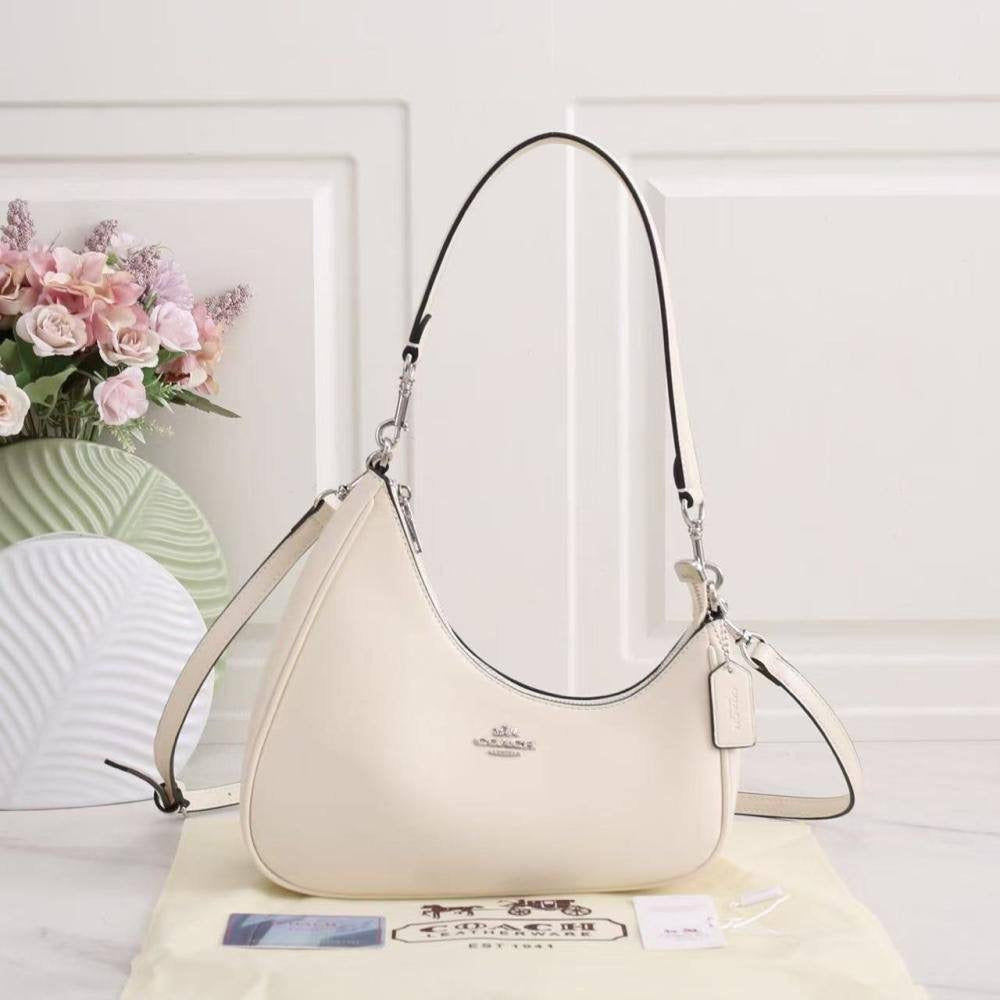 Coach 
new came 
90 dhs🪙💕
high quality 

Zain13
♥️♥️♥️