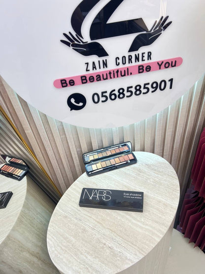 Makeup pallete 

30 dhs uae

Zain49

♥️♥️♥️