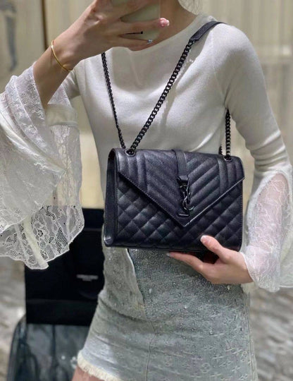 YSL

95 dhs🇦🇪

Good quality 
with box
🎁🎁🎁

Zain35
♥️♥️♥️