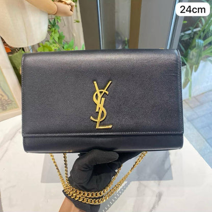 Ysl Kate
Size : 24 * 14.5 * 5.5  cm
95 dhs🇦🇪

with box 🎁

Zain115
♥️♥️♥️