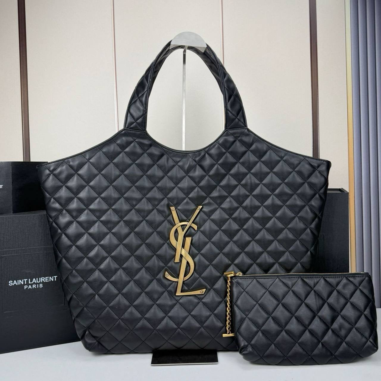 YSL

GOOD QUALITY 

100 dhs🇦🇪

Zain39
♥️♥️♥️