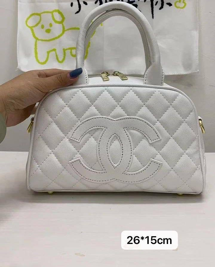 🎊 Big Offer 🎉  Chanel / Fendi / LV
Good quality

Size : 30 ~ 22 cm

50 dhs🇦🇪

Zain115
♥️♥️♥️