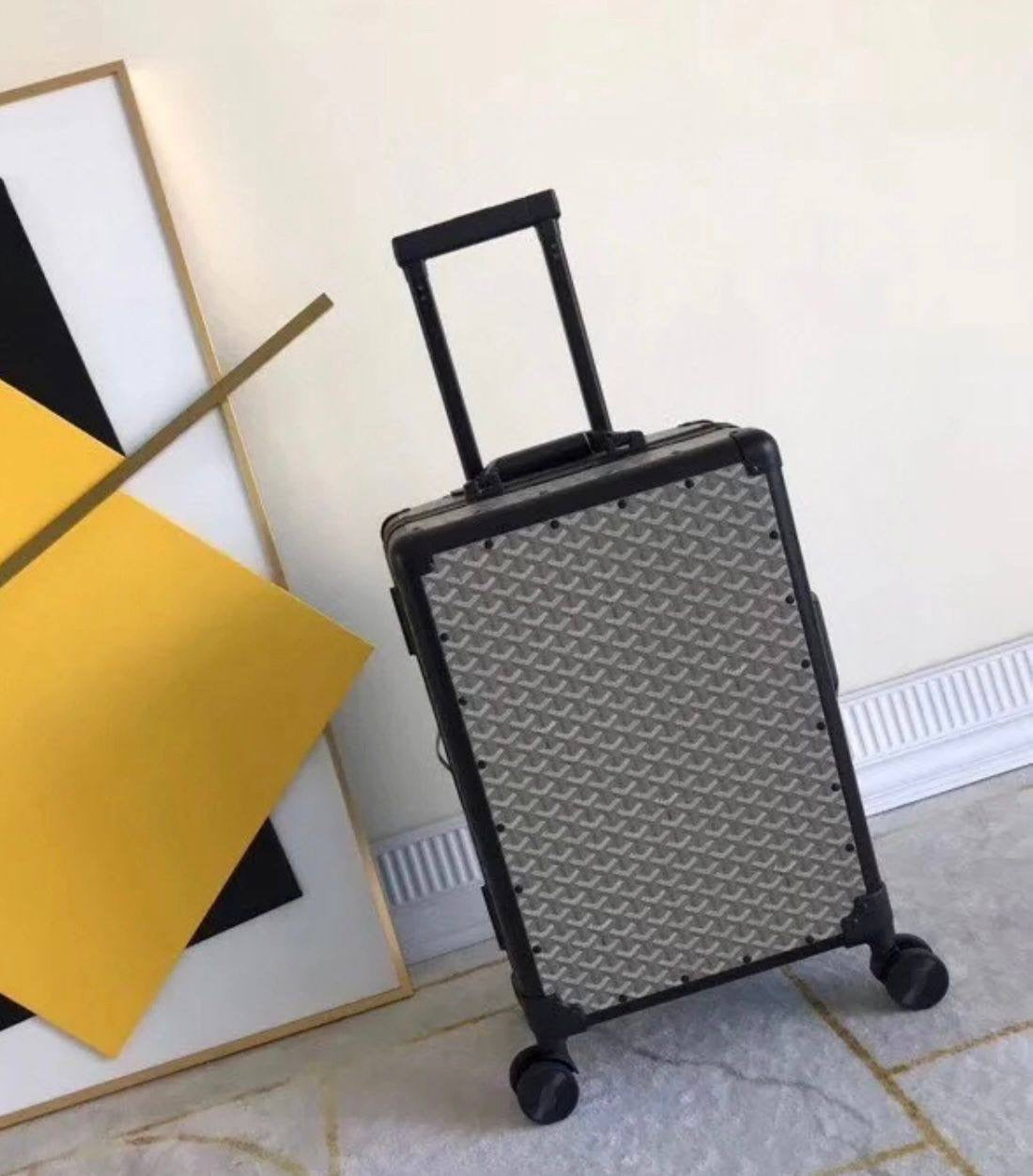 luggage restock
high quality with cartoon 

600 dhs🇦🇪

Zain39
♥️♥️♥️