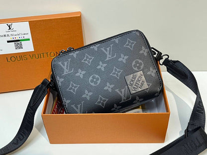 LV/Dior

90 dhs🇦🇪

with box
🎁🎁🎁

size 17×6×12cm

Zain42
♥️♥️♥️