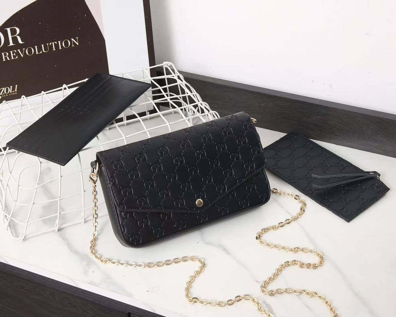 LV - Gucci 
90 dhs🇦🇪 

with box 
🎁🎁🎁

Zain253
♥️♥️♥️