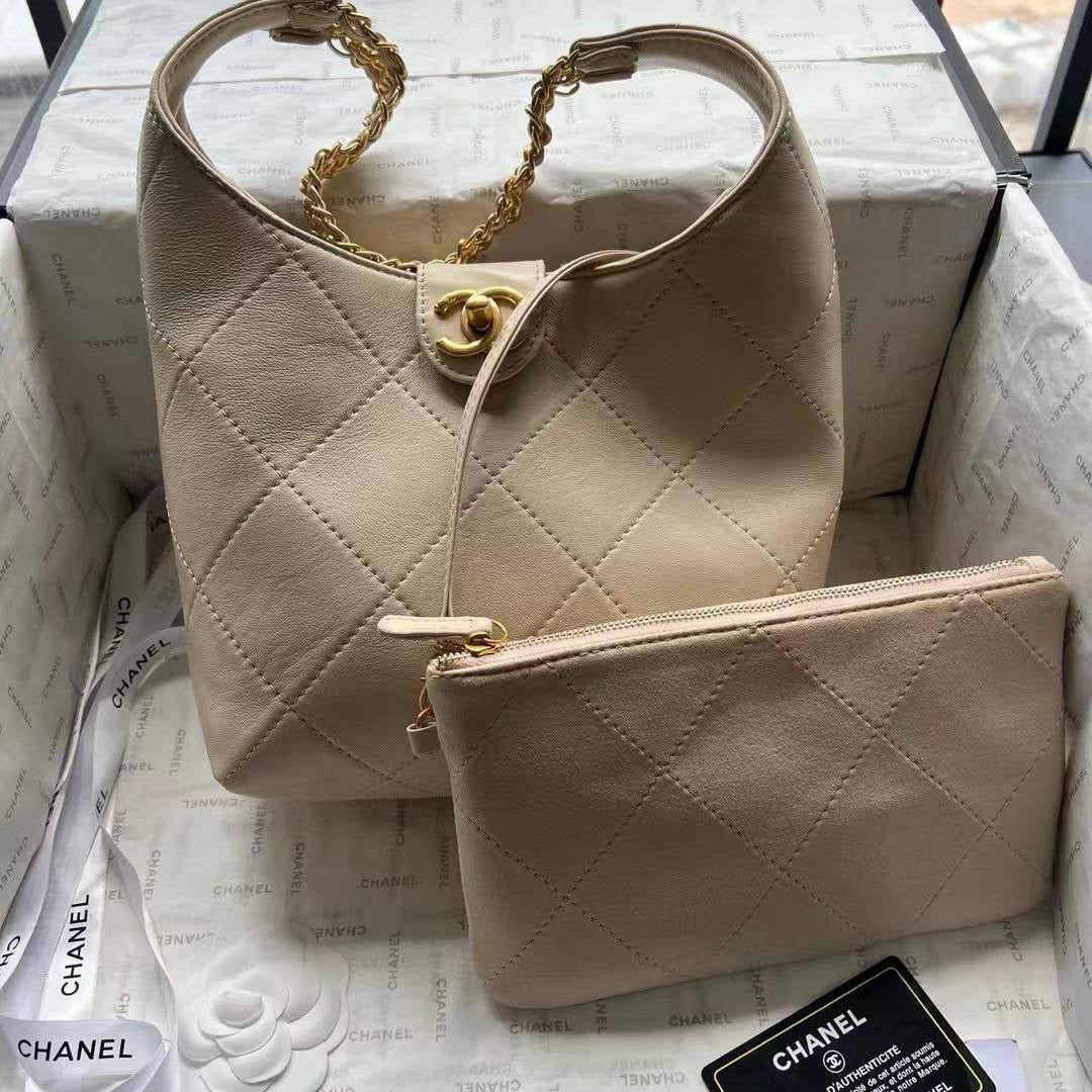 Chanel Master
offer price
180 dhs🇦🇪

Zain228
♥️♥️♥️