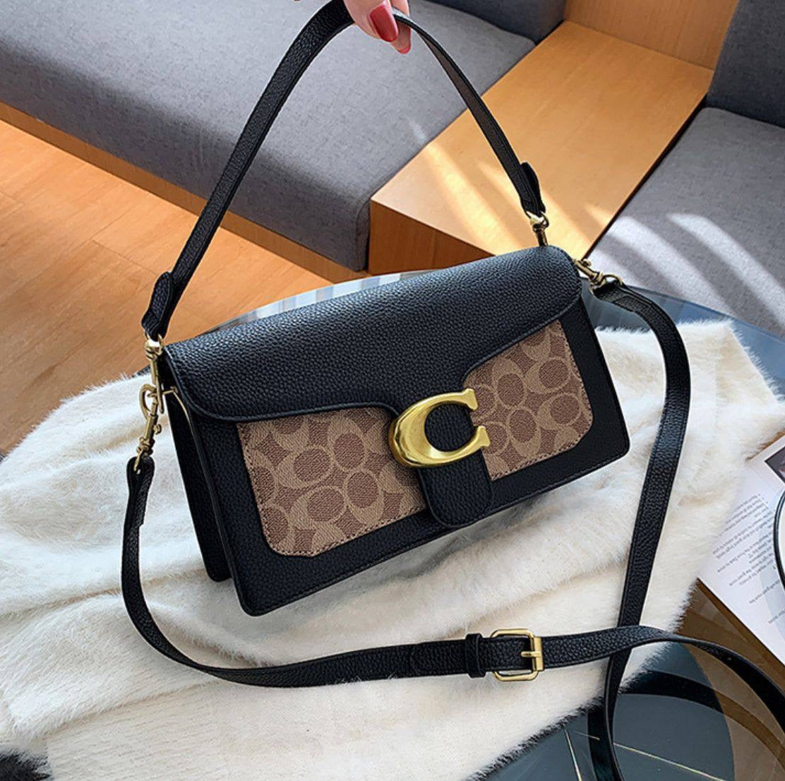 Coach
95 dhs🇦🇪
Good quality 

with box
🎁🎁🎁

Zain35
♥️♥️♥️