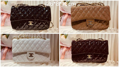 CHANEL 

26*8*16cm

100 dhs🇦🇪

with box
🎁🎁🎁

Zain254
♥️♥️♥️