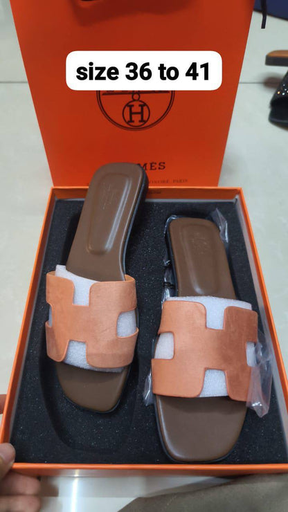 Hermes 

size 36 to 41

75 dhs🪙

Zain103
♥️♥️♥️