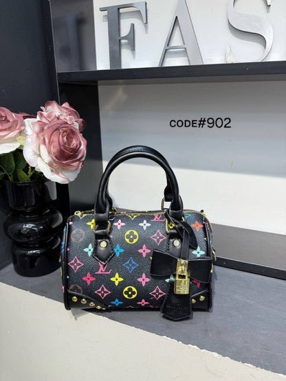 LV
sᴘᴇᴇᴅʏ ʙᴀɴᴅᴏᴜʟɪᴇʀᴇ
ᴍᴏɴᴏɢʀᴀᴍ ʟᴇᴀᴛʜᴇʀ
ᴡɪᴛʜ ᴍᴜʀᴀᴋᴀᴍɪ ᴄʜᴀɪɴ
ɪᴛ ʜᴀs ʟᴏɴɢ ʙᴇʟᴛ sᴛʀᴀᴘ
sɪᴢᴇ : 21 x 15 x 12 cm
ᴡɪᴛʜ BOX
🎁🎁🎁

75 dhs🪙💕

Zain31
♥️♥️♥️