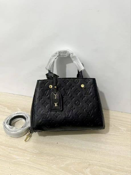 LV
95 dhs🪙
high quality

Zain26
♥️♥️♥️
