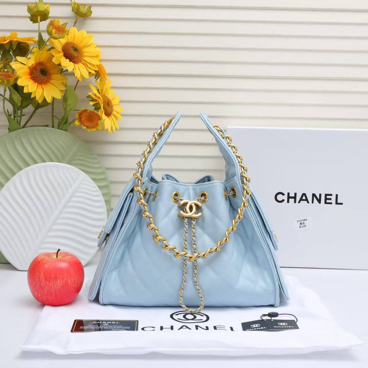 CHANEL 
GOOD QUALITY 
CAVIAR MATERIAL 

110 dhs🇦🇪

Zain28
♥️♥️♥️