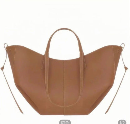 Polene
120 dhs🇦🇪

Size53cm

Good quality

Zain138
♥️♥️♥️
