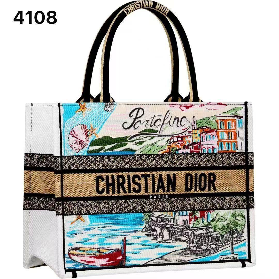 DIOR RESTOCK 
GOOD QUALITY 
100 dhs🪙💕

Zain39
♥️♥️♥️