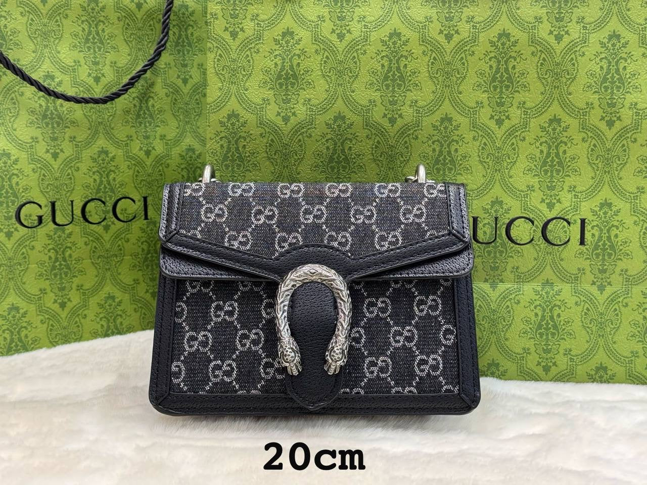 Gucci ᴅɪᴏɴʏsᴜs sᴍᴀʟʟ
ʟᴏɴɢ ᴄʜᴀɪɴ

ᴡɪᴛʜ ʙᴏx
🎁🎁🎁
sɪᴢᴇ:20ᴄᴍ
80 dhs🇦🇪

Zain56
♥️♥️♥️