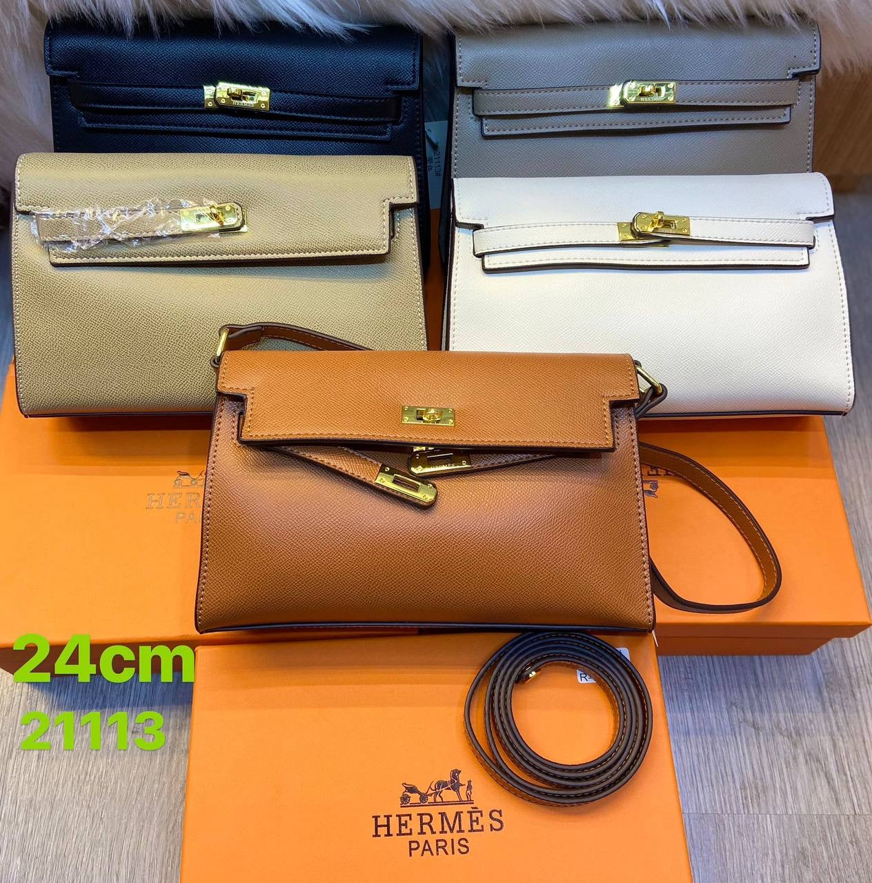 Hermes 

with box
🎁🎁🎁

100 dhs🇦🇪

Zain107
♥️♥️♥️