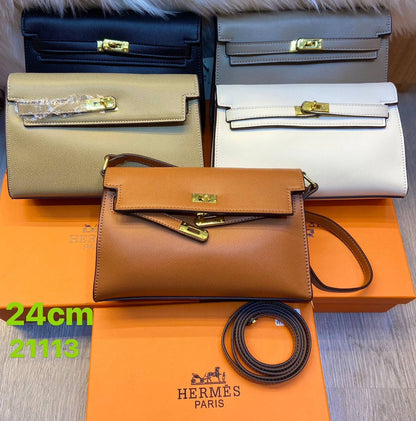Hermes 

with box
🎁🎁🎁

100 dhs🇦🇪

Zain107
♥️♥️♥️