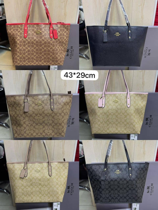 Coach Tote
Size : 33 * 27 cm
90 dhs🪙
with box 🎁

Zain115
♥️♥️♥️
