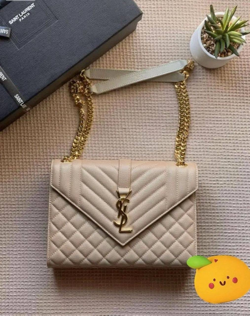 YSL

95 dhs🇦🇪

Good quality 
with box
🎁🎁🎁

Zain35
♥️♥️♥️