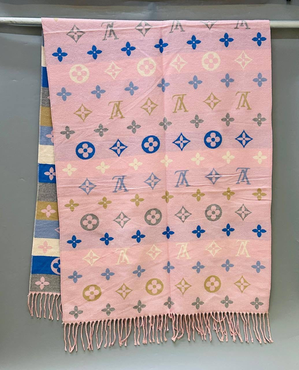 Scarf
45 dhs🇦🇪

Zain40
♥️♥️♥️