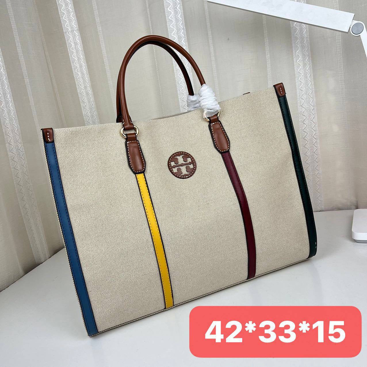 Tory Burch
90 dhs🇦🇪
Size…42x33cm
Size…35x27cm

Zain137
Zain93
♥️♥️♥️