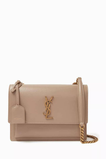 YSL
Best quality 

with box’s 
🎁🎁🎁

100 dhs🇦🇪
size 22 cm

Zain158
♥️♥️♥️