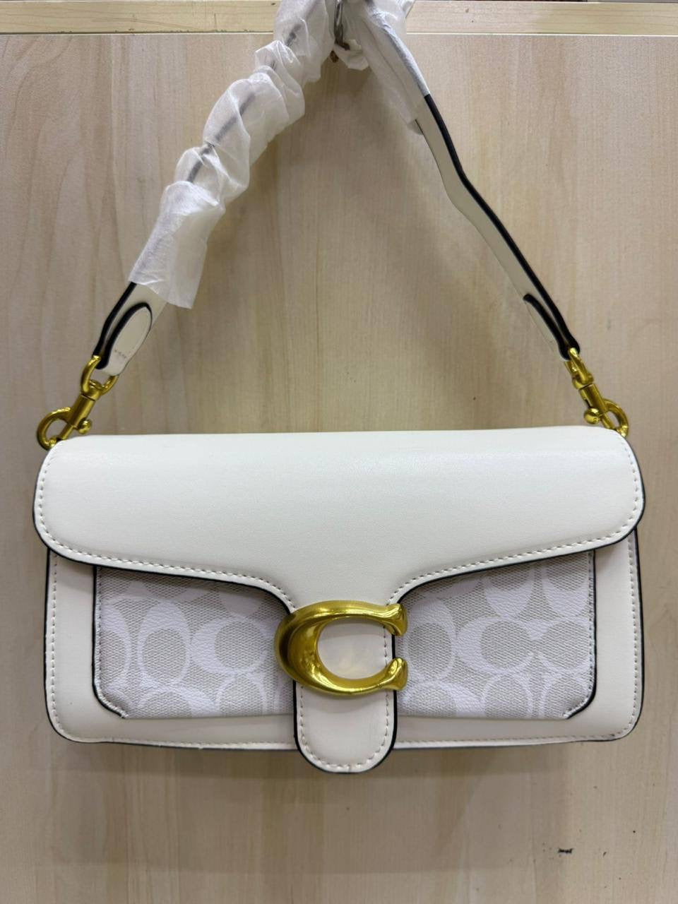 Coach Tabby 
Size : 26 * 14 * 8 cm
95 dhs🪙
with box🎁

Zain115
♥️♥️♥️