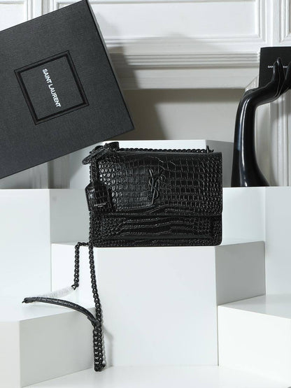 YSL
Master
270 dhs🇦🇪

Zain192
♥️♥️♥️