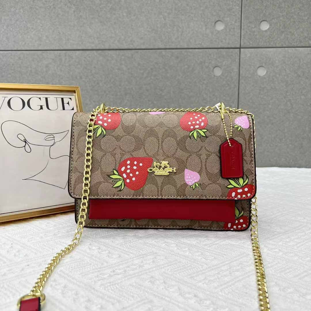 Coach 
65 dhs🇦🇪

Zain137
♥️♥️♥️