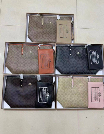 Coach 
95 dhs🇦🇪

with box
🎁🎁🎁

size 42×14×30cm

Zain42
♥️♥️♥️