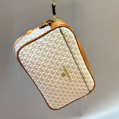 MK 
NEW CAME GOOD QUALITY  
80 dhs🇦🇪
SIZE: 25cm

Zain39
♥️♥️♥️