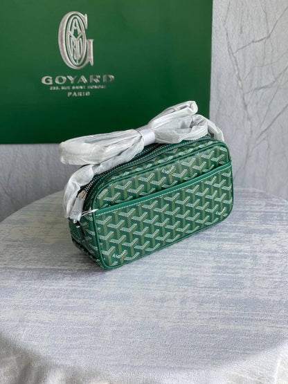 GOYARD                                                                   *Messenger bag*                                                                                 *Master quality*       
350 dhs🇦🇪

Zain179
♥️♥️♥️