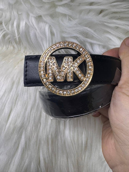 Brand belt
High  Quality 
Size：110 * 2.5 cm
25 dhs🪙

Zain115
♥️♥️♥️