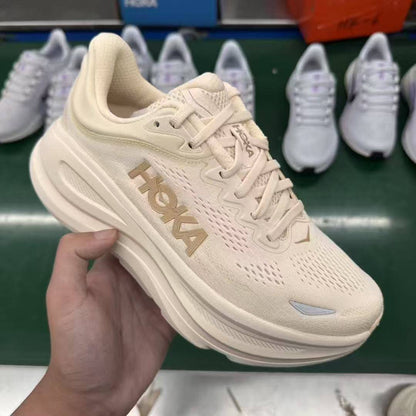 HOKA
Size 40-45
Good quality 
130 dhs🪙

Zain138
♥️♥️♥️
