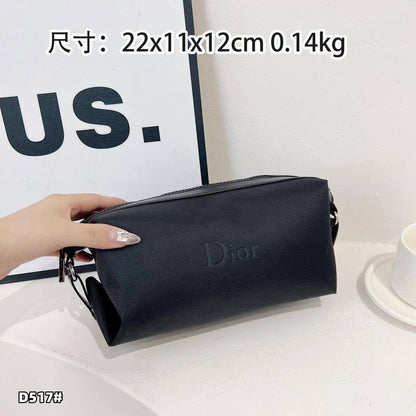 Dior
30 dhs🇦🇪

Zain17
♥️♥️♥️