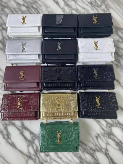 YSL

95 dhs🇦🇪

Good quality 
with box
🎁🎁🎁

Zain35
♥️♥️♥️