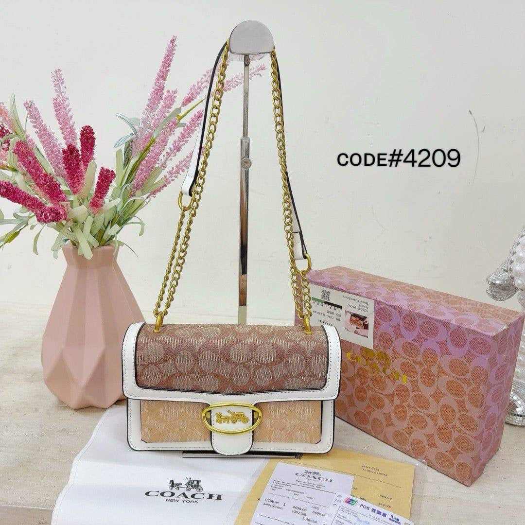 Coach ɢᴇᴏʀɢɪᴇ

sʜᴏᴜʟᴅᴇʀ ʙᴀɢ
ɢᴏʟᴅ ʜᴀʀᴅᴡᴀʀᴇ
sɪᴢᴇ : 22 cm

ᴡɪᴛʜ BOX
🎁🎁🎁

75 dhs🇦🇪

Zain31
♥️♥️♥️