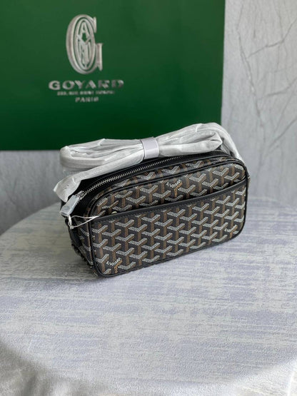 GOYARD                                                                   *Messenger bag*                                                                                 *Master quality*       
350 dhs🇦🇪

Zain179
♥️♥️♥️