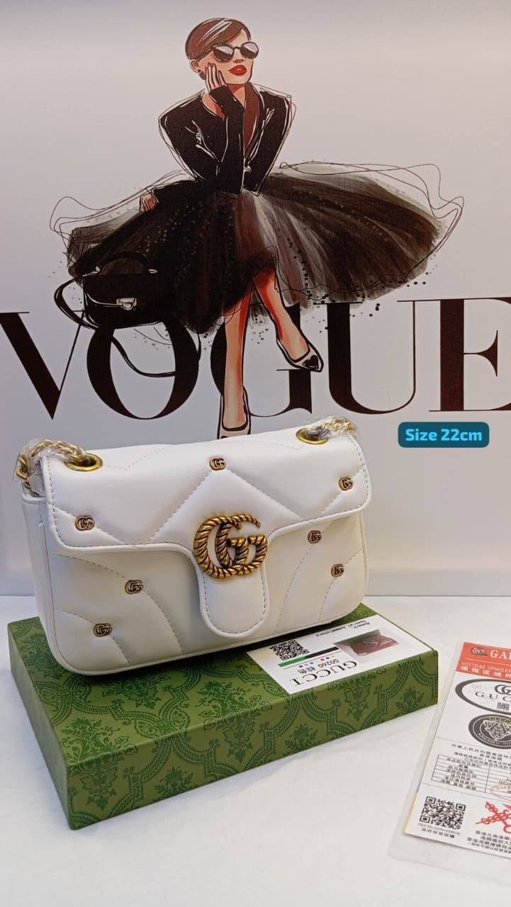 Gucci
Good quality 

with box 
🎁🎁🎁

105 dhs🇦🇪

Zain186
♥️♥️♥️