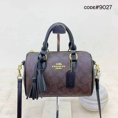 Coach ʀᴏᴡᴀɴ sᴀᴛᴄʜᴇʟ
ᴛᴏᴘ ʜᴀɴᴅʟᴇ ᴄʀᴏssʙᴀɢ
ᴡɪᴛʜ ᴛᴀssᴇʟ ᴄʜᴀɪɴ
ɪᴛ ʜᴀs ʟᴏɴɢ ʙᴇʟᴛ sᴛʀᴀᴘ
sɪᴢᴇ: 23 cm

70 dhs🇦🇪

Zain31
♥️♥️♥️