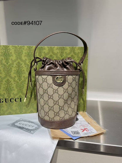 Gucci OPHIDIA
Mini BUCKET BAG
ɪᴛ ʜᴀs ʟᴏɴɢ ʙᴇʟᴛ sᴛʀᴀᴘ
sɪᴢᴇ: 12 cm
ᴡɪᴛʜ BOX
🎁🎁🎁

75 dhs🪙

Zain31
♥️♥️♥️