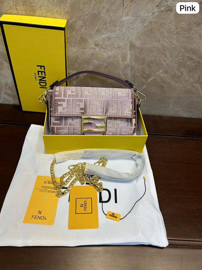 Fendi Small baguette
Size : 18 * 10 cm

95 dhs🇦🇪

with box🎁

Zain115
♥️♥️♥️