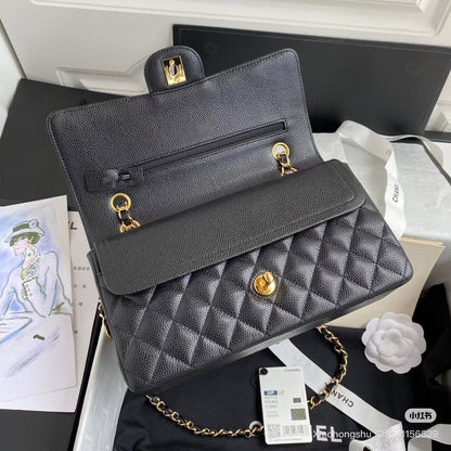 .
CHANEL
SUPER MASTER QUALITY 🔥🔥
WITH FULL PACKAGING 🎁
For Price 👇 WTSP Text Zain 0568585901

Zain255
♥️♥️♥️