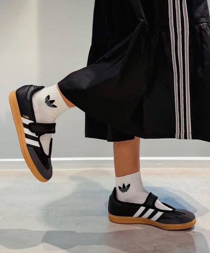 adidas Samba Jane Black White Gum ，
Size 36-41
170 dhs🇦🇪

Zain18
♥️♥️♥️