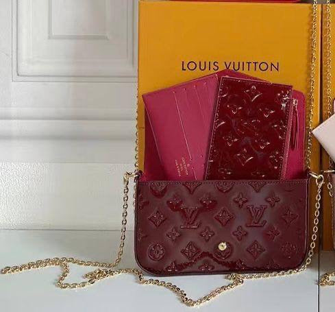LV 3 in 1
Size : 23 * 14 cm

75 dhs🇦🇪

with box
🎁🎁🎁

Zain115
♥️♥️♥️