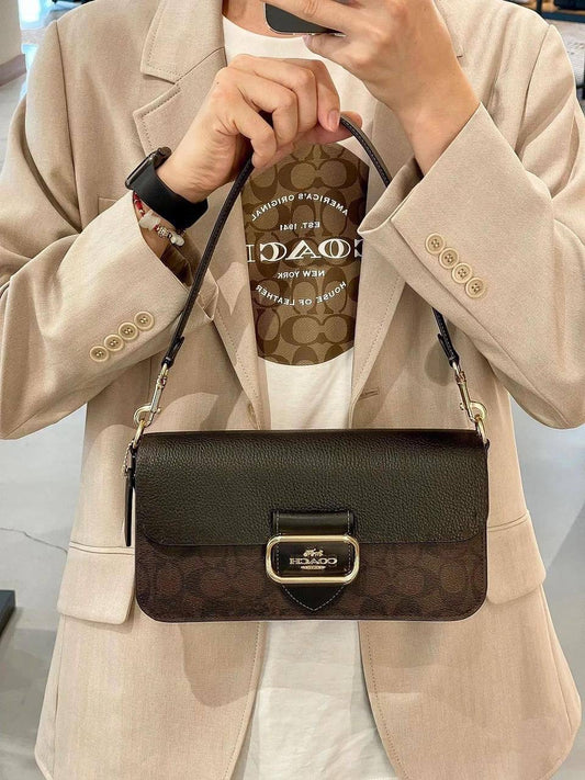 Coach
80 dhs🇦🇪 

with box
🎁🎁🎁
Zain38
♥️♥️♥️