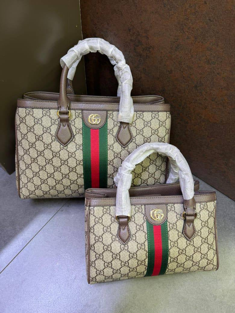 GUCCI Master
Small 
290 dhs🇦🇪
Big 
310 dhs🇦🇪

Zain228
♥️♥️♥️