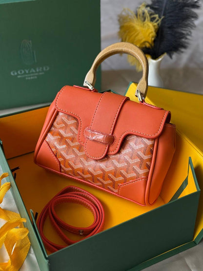 GOYARD
20cm
350 dhs🇦🇪
Top quality 

With box
🎁🎁🎁

Zain167
♥️♥️♥️